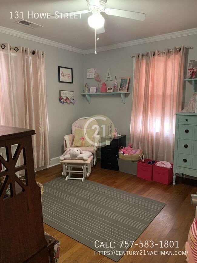 Building Photo - 131 Howe St