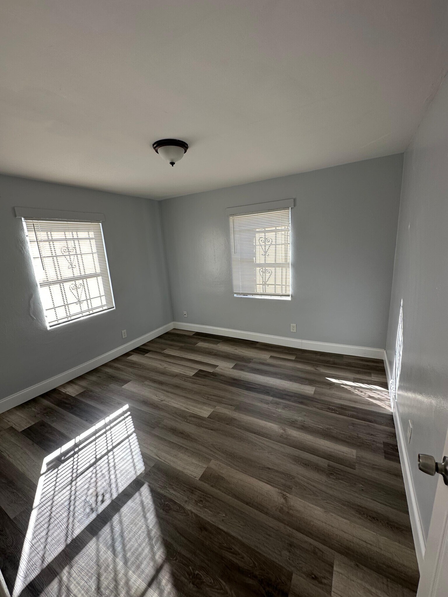 Building Photo - 3805 Fairfax St