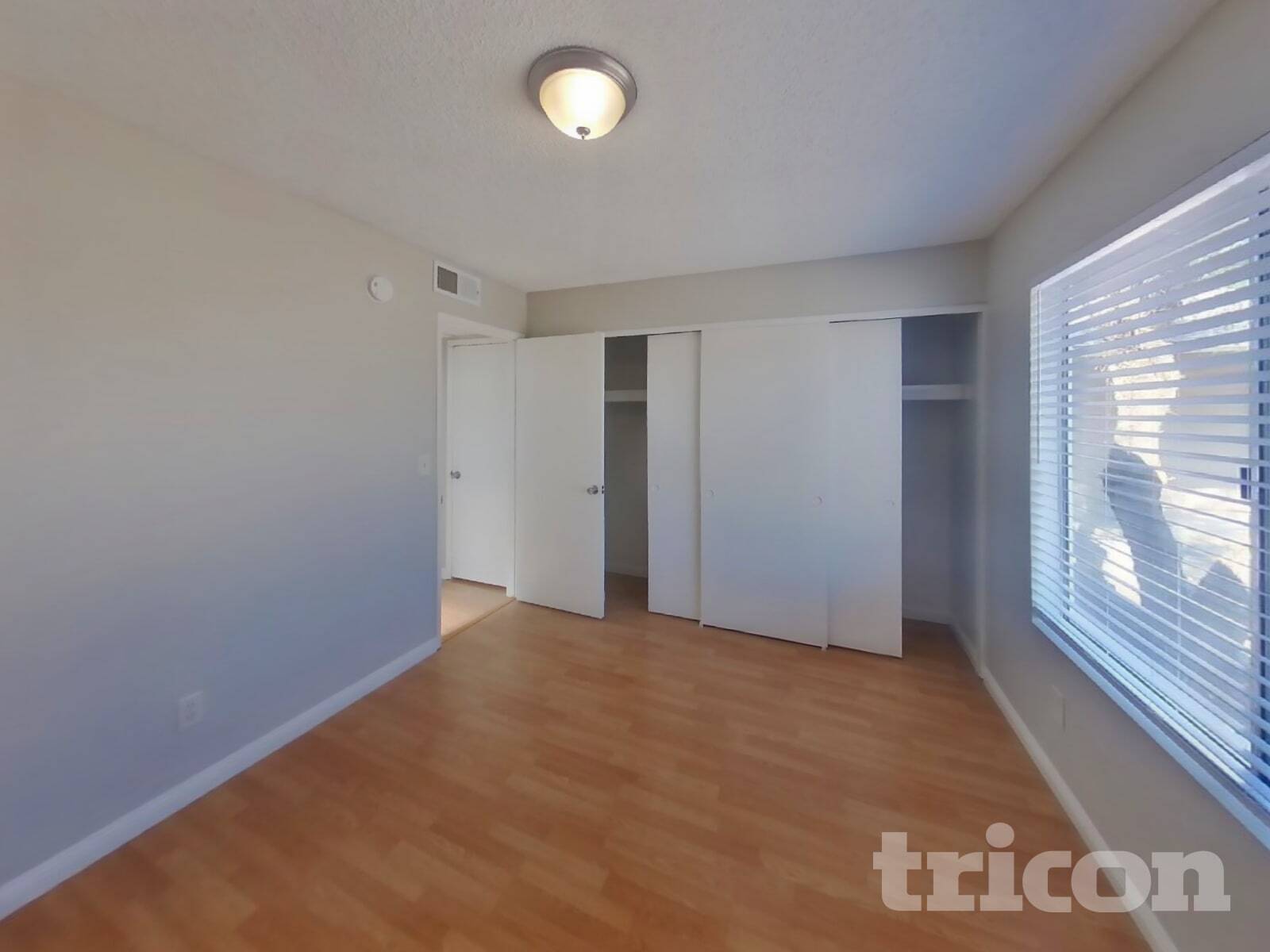 Building Photo - 3613 W Oakland St