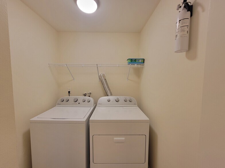 Building Photo - 9506 Sand Point Way NE