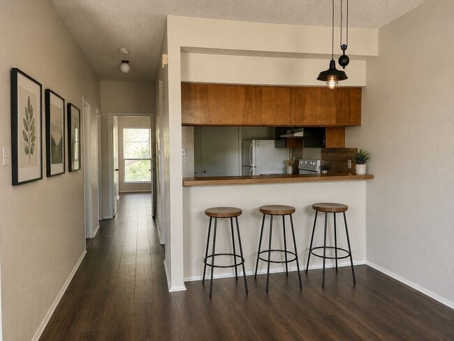 Building Photo - 5309 Indio Dr