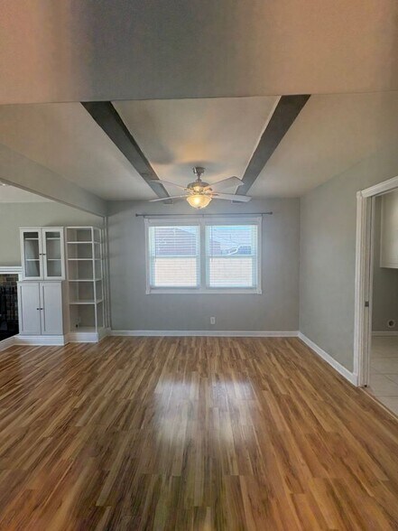Building Photo - 7108 Santa Ana Cir