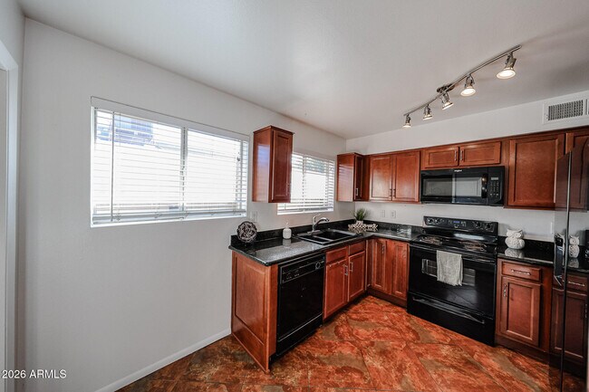 Building Photo - 3022 N 37th St