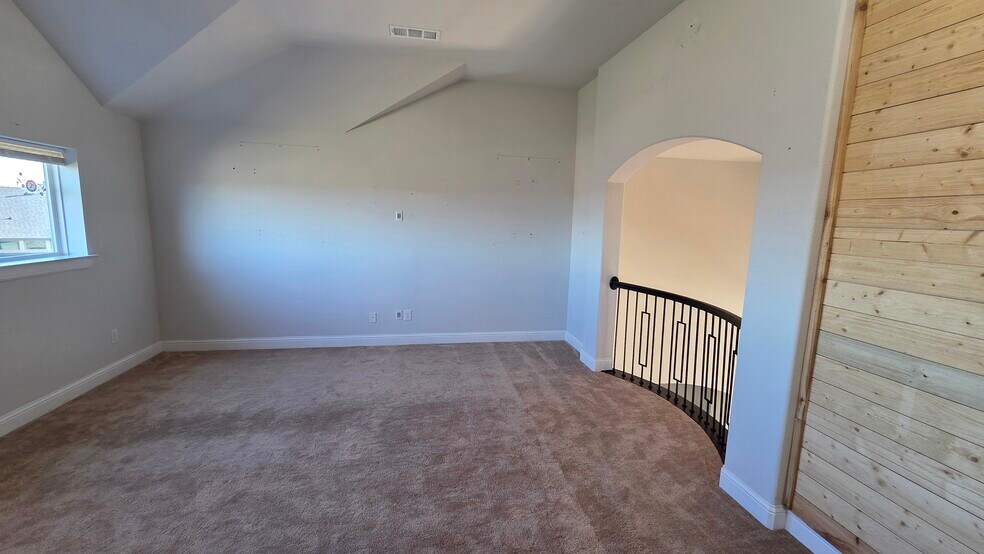 Building Photo - 1112 Maverick Dr