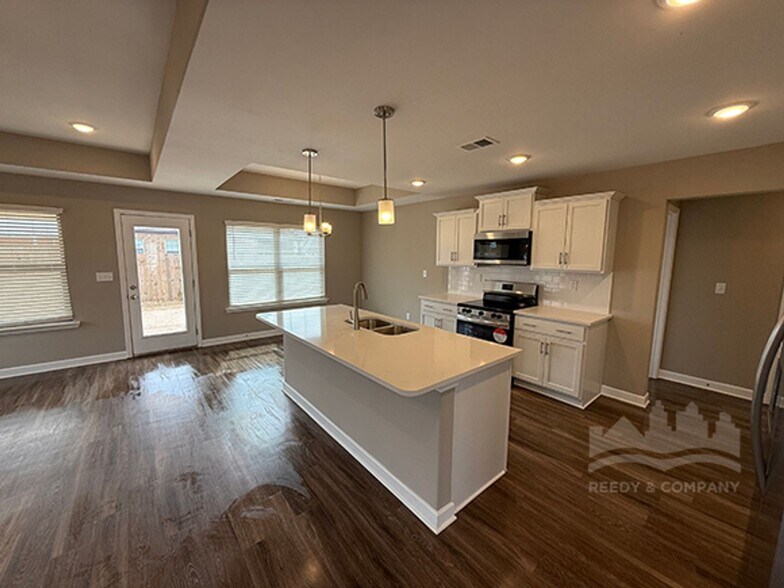 Building Photo - 9686 Ryder Spgs Dr