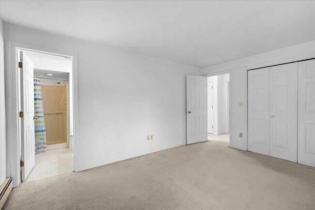 Building Photo - 610 S Franklin St