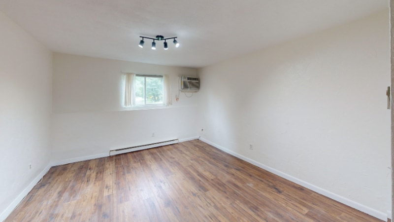 Building Photo - 176 Swanson Rd