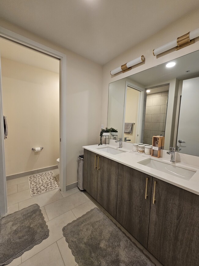 Building Photo - 26589-610 Rosewood Pointe Dr