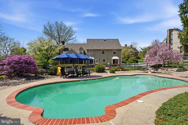 Building Photo - 1551 Duxbury Ct