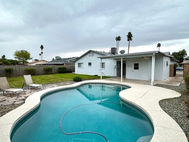 Building Photo - Wonderful Continental East home in Tempe!!
