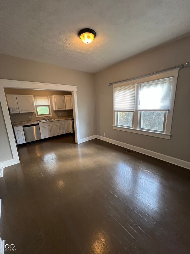 Building Photo - 4113 Cornelius Ave