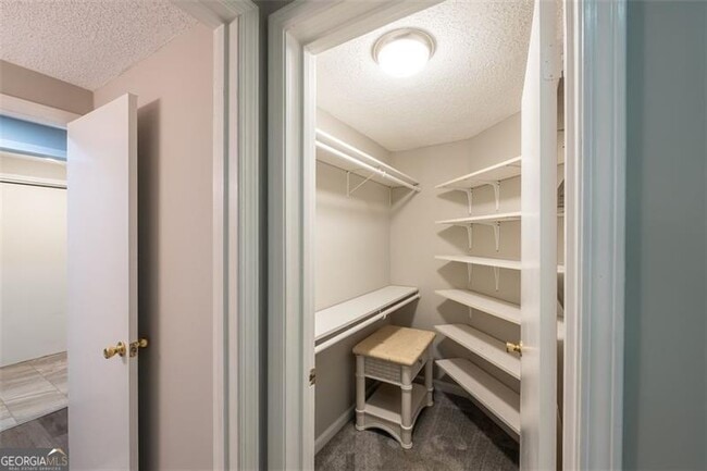 Building Photo - 3067 Steeplechase Dr