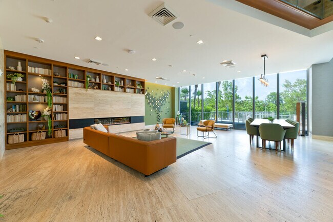 Building Photo - 16385 Biscayne Blvd