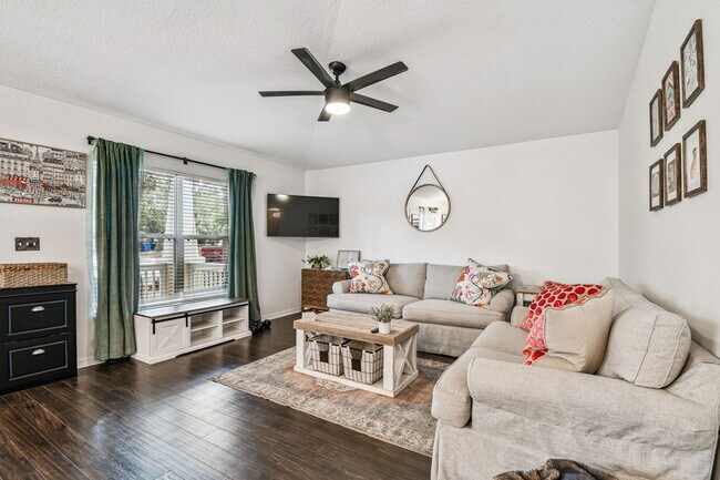 Building Photo - 1168 Bass Blvd