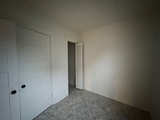 Building Photo - 2015 I St