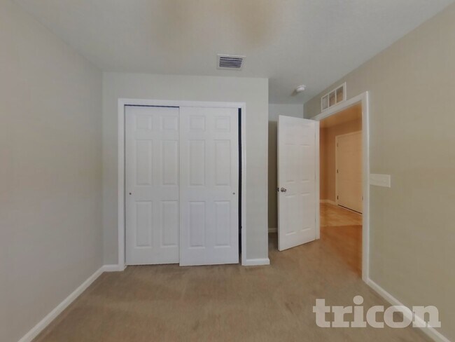 Building Photo - 97529 Albatross Dr