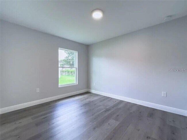 Building Photo - 6883 SW 146th Ln Rd