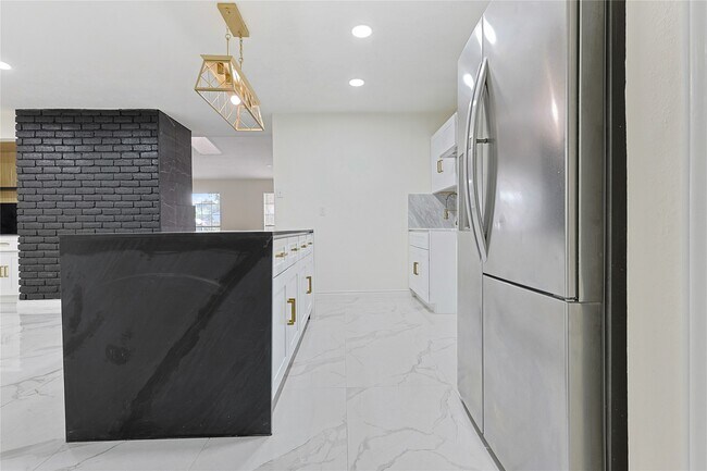Building Photo - 6814 Loch Langham Dr