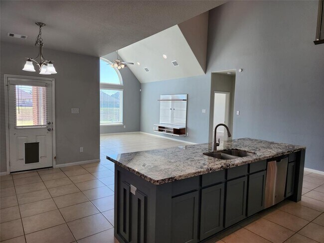Building Photo - 119 Covington Ct