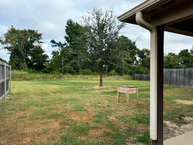 Building Photo - 15786 County Rd 472