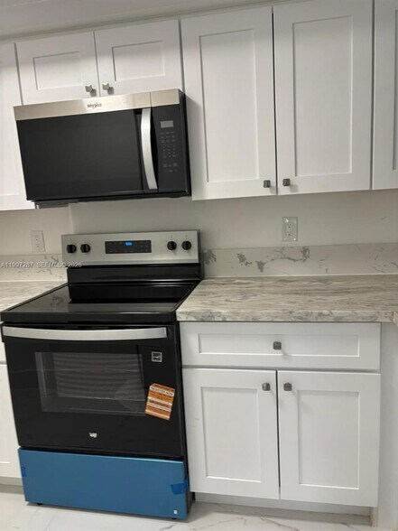 Building Photo - 18840 NW 57th Ave