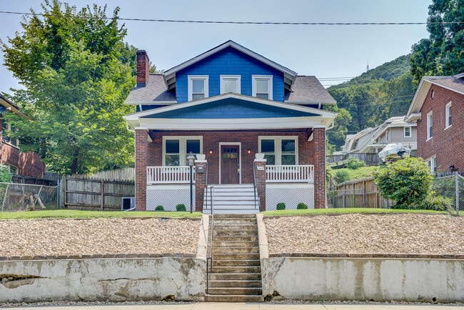 Building Photo - 1414 Hamilton Terrace SE