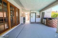 Building Photo - 5086 Cartaro Dr