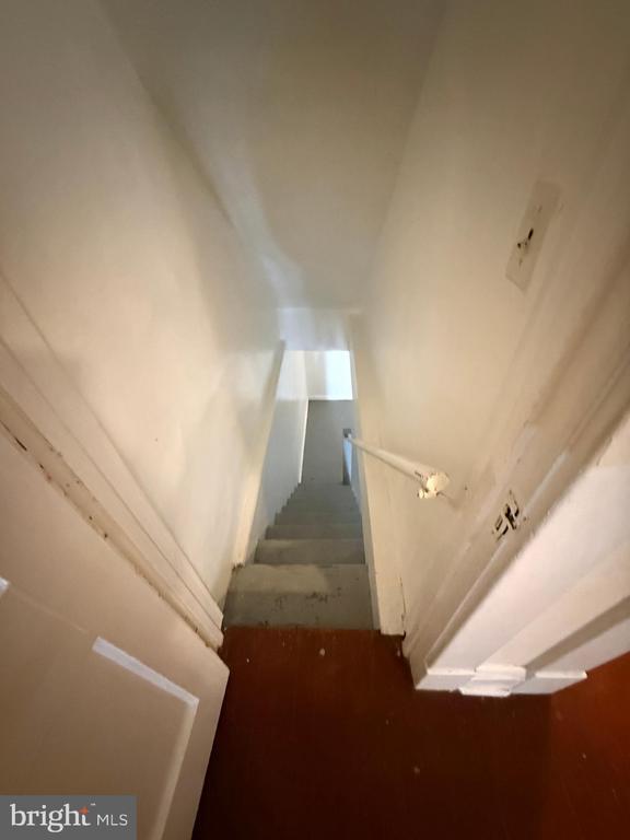 Building Photo - 3309 Brighton St