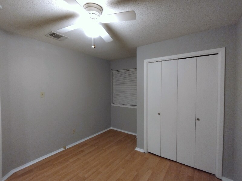 Building Photo - 12312 Dellrey Dr