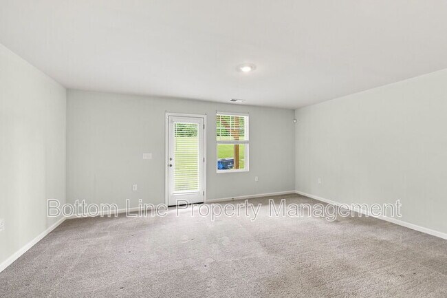 Building Photo - 2617 Chert Ln