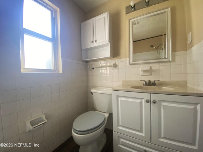 Building Photo - 11938 Inland Dr