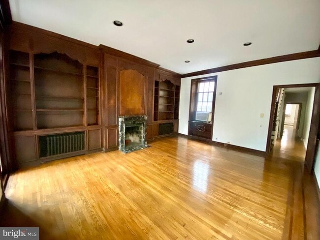 Building Photo - 1709 Rittenhouse Square