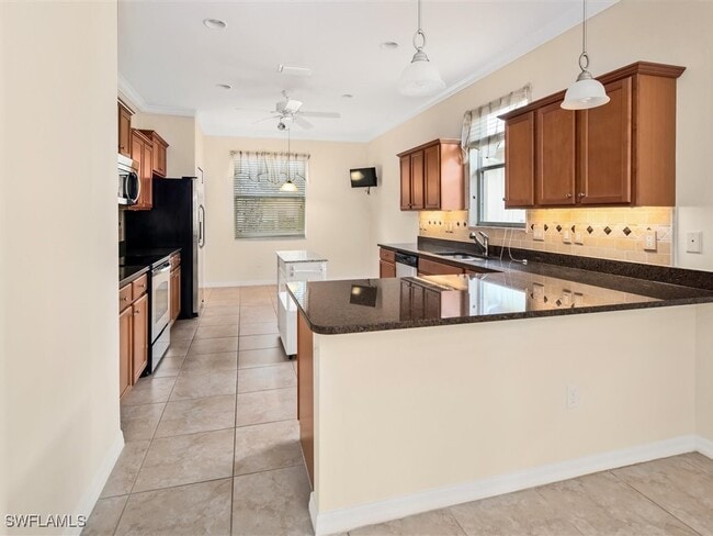 Building Photo - 21113 Bella Terra Blvd