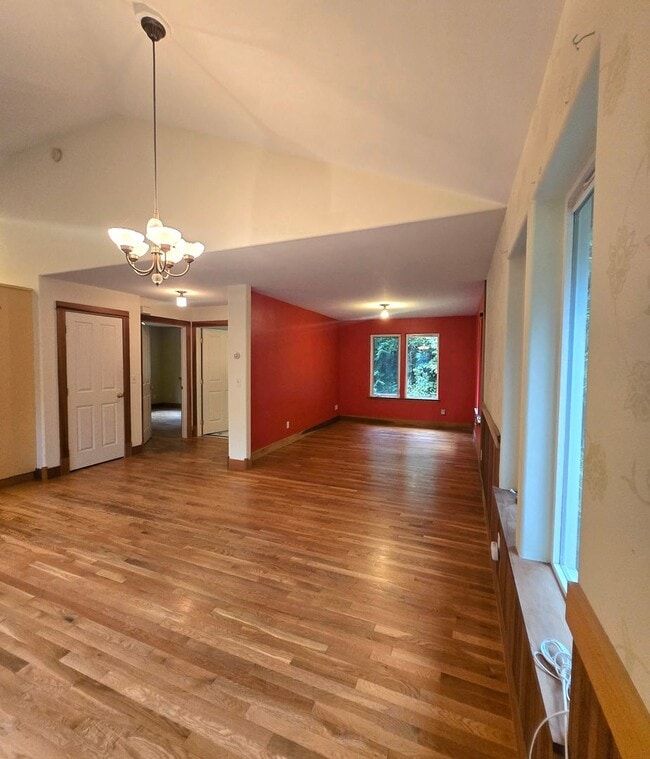 Building Photo - 2 Bedroom, 2 Bathroom Home For Rent in the...