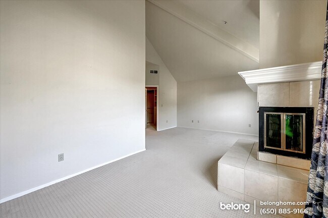 Building Photo - 511 Saint Thomas Ln