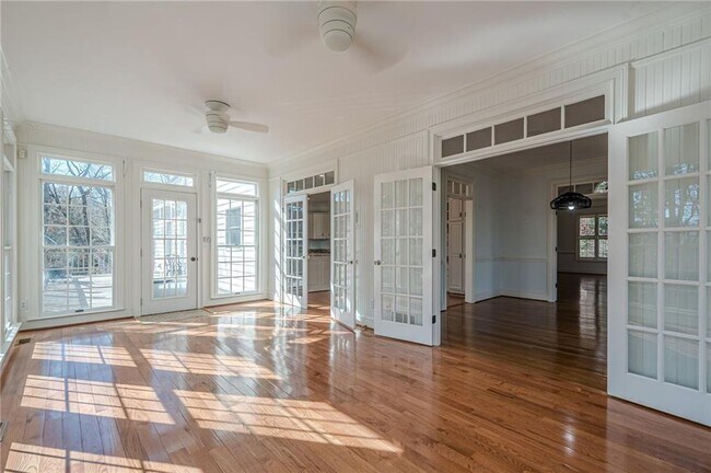 Building Photo - 34 Johnston Row NW