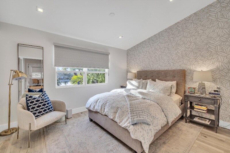 Building Photo - 1991 NE 15th Ave