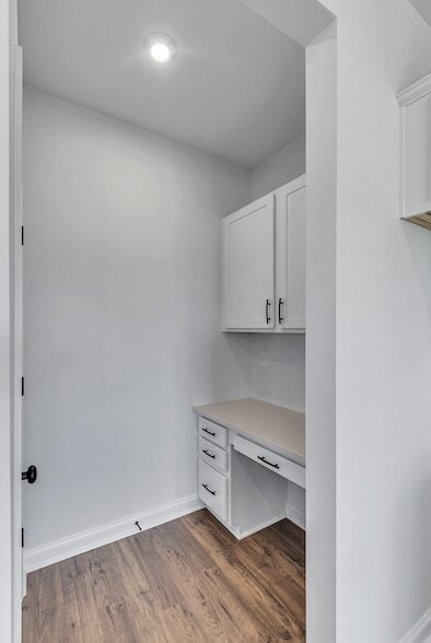 Building Photo - 2121 Cheltenham Pl