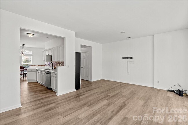 Building Photo - 4930 Prosperity Ridge Rd