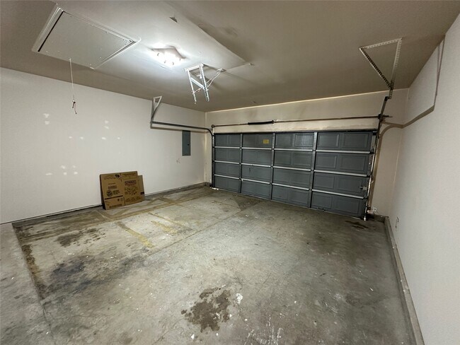 Building Photo - 19514 Brook Village Rd