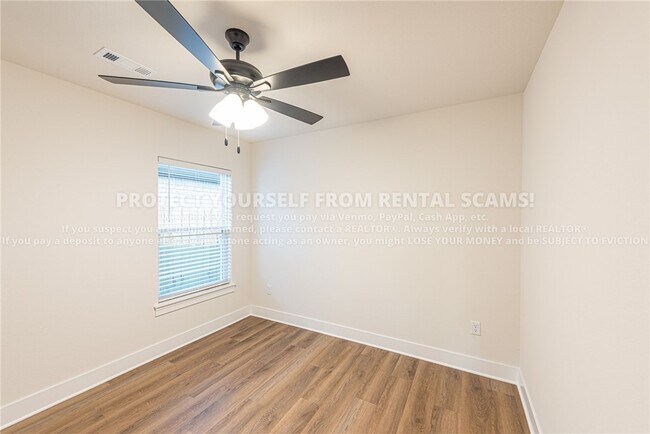 Building Photo - 4189 W Barhem Dr