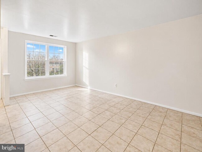 Building Photo - 2827 Norcross Ln