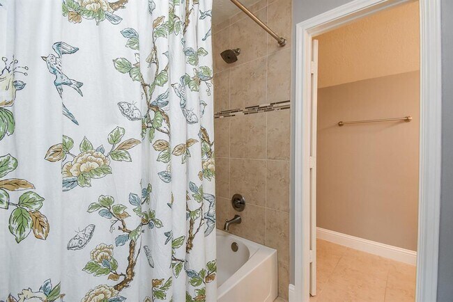 Building Photo - 4134 Starboard Shores Dr