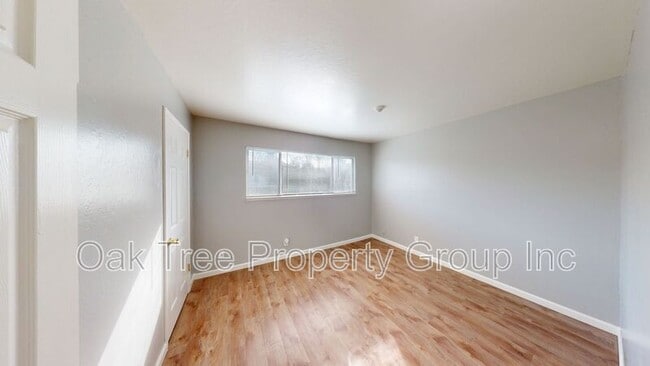 Building Photo - 625 F St