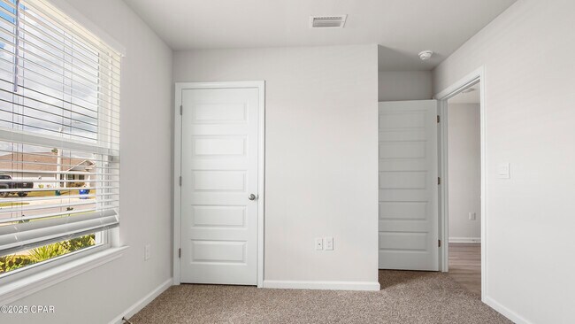 Building Photo - 6644 Slabinski Ln