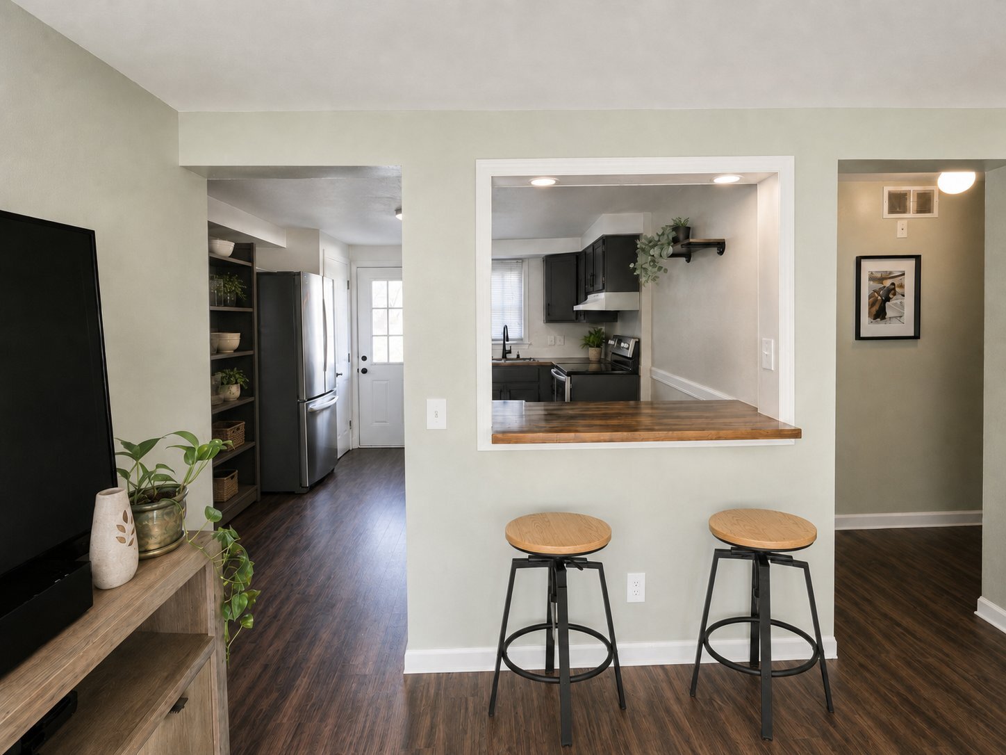 Building Photo - 341 Kleeman Ct