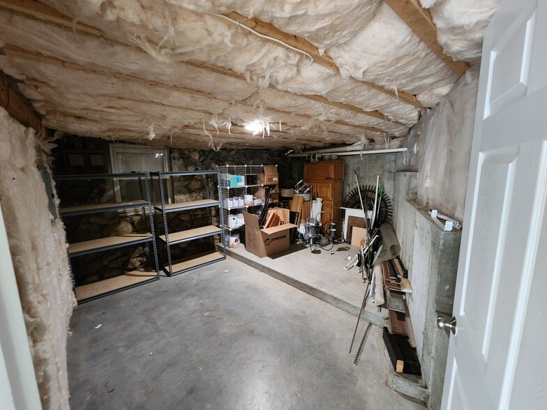 Building Photo - 68 Peach Orchard Rd