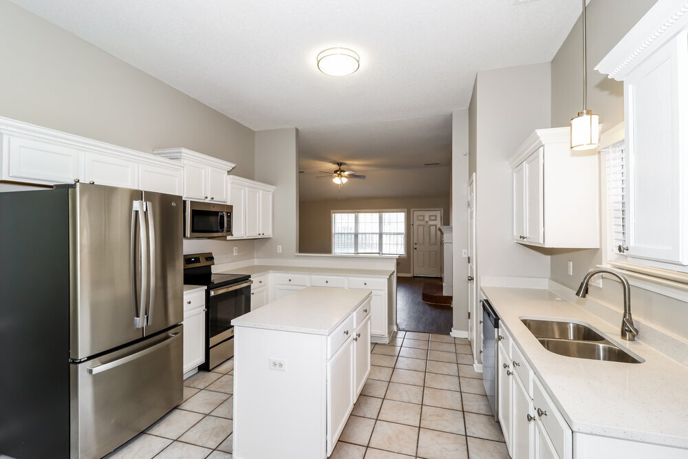 Building Photo - 9292 Tamhaven Dr