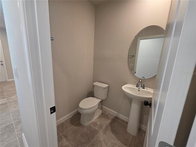 Building Photo - 1210 Port Blue Wy