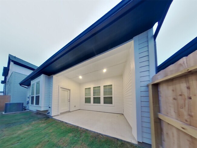 Building Photo - 22721 Terrazzo Dr